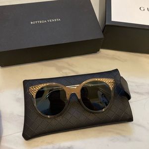 Bottega Veneta sunglasses NWT